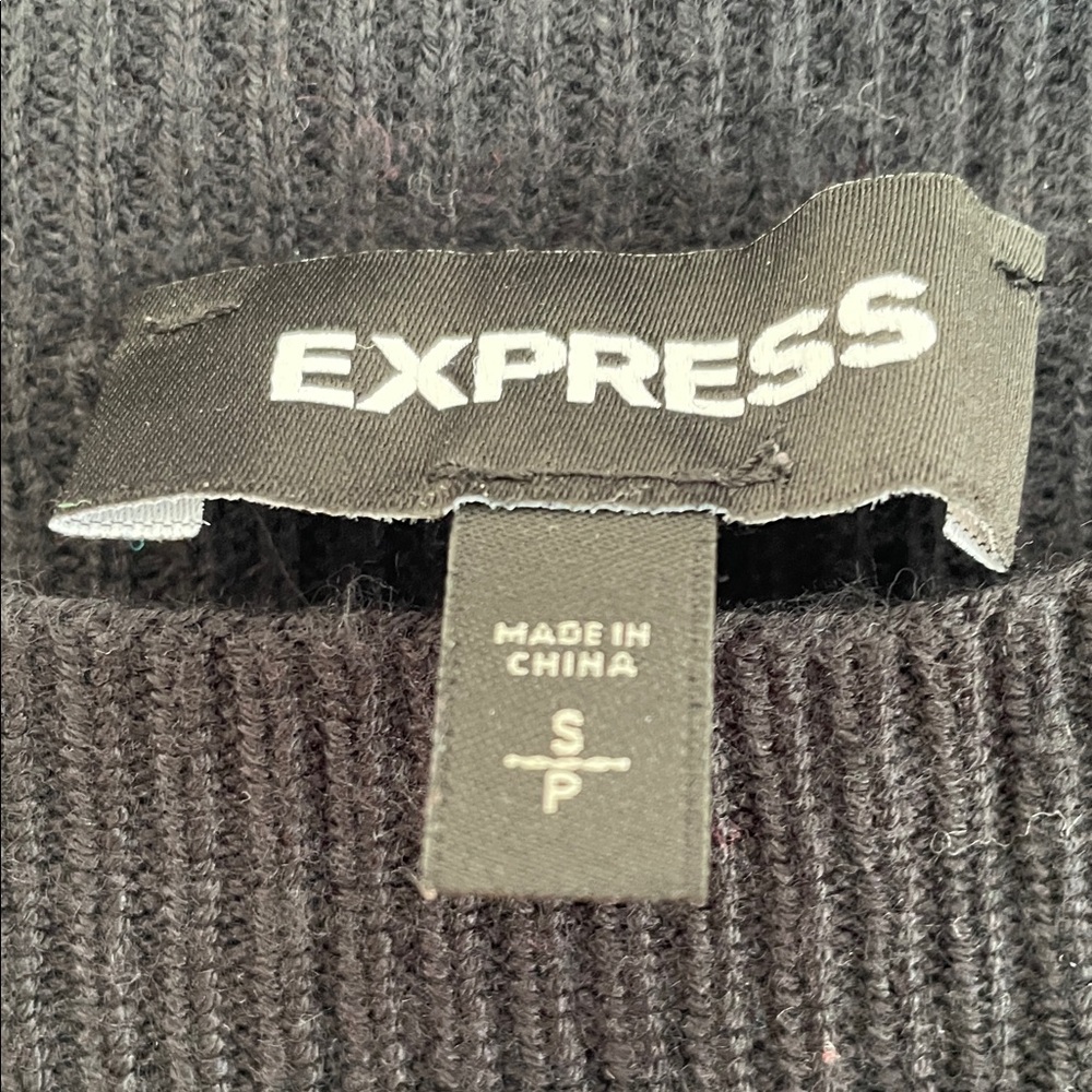Express Dark Knit Pullover - Picture 2 of 5